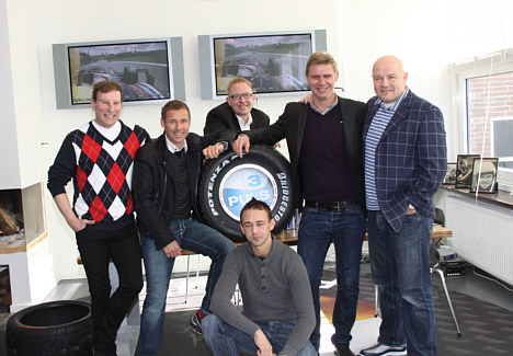 Her er hele F1 kommentator holdet 2010.